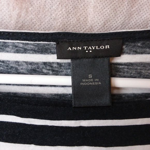 🎈🎈Two for One Tops🤗 - Picture 5 of 5